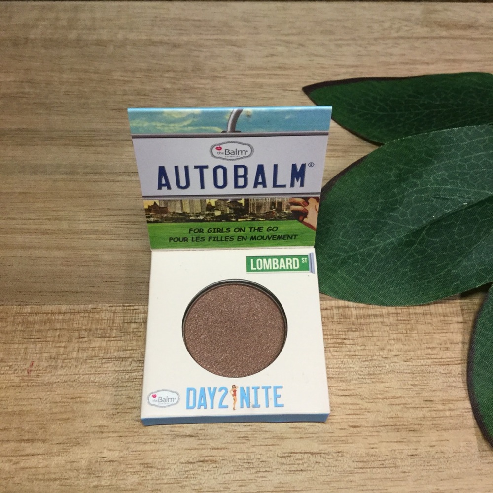 3/$20 - New AUTOBALM Eyeshadow - Lombard St.